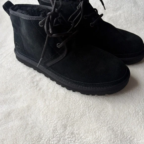 UGG Neumel Boots - Picture 2 of 5